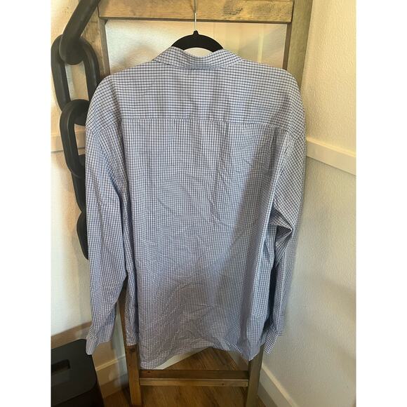 Van Heusen Traveler dress shirt - Picture 5 of 5